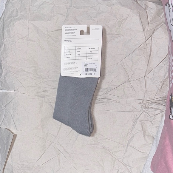 Vuori Half Crew Sock *NWT S/Platinum - Picture 5 of 5